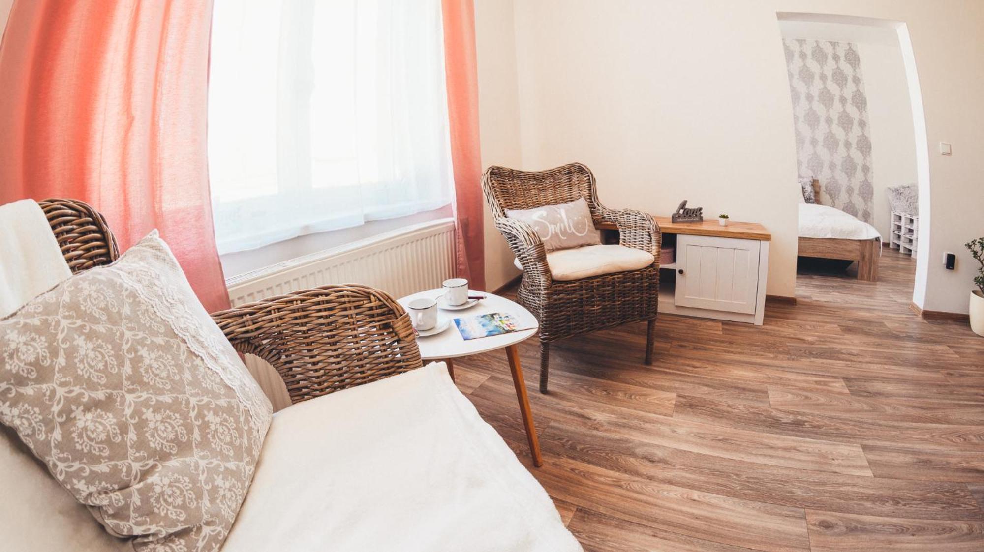 Stylovy Apartman V Centru Nachoda Dış mekan fotoğraf